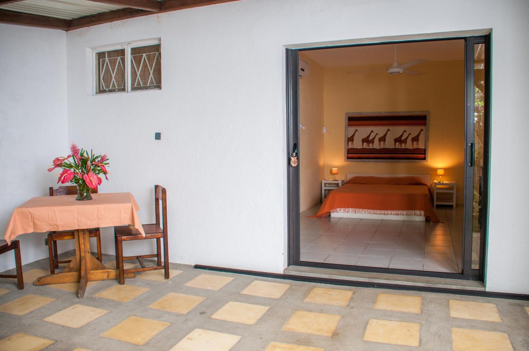 Chantauvent Guest House Blue Bay Room photo