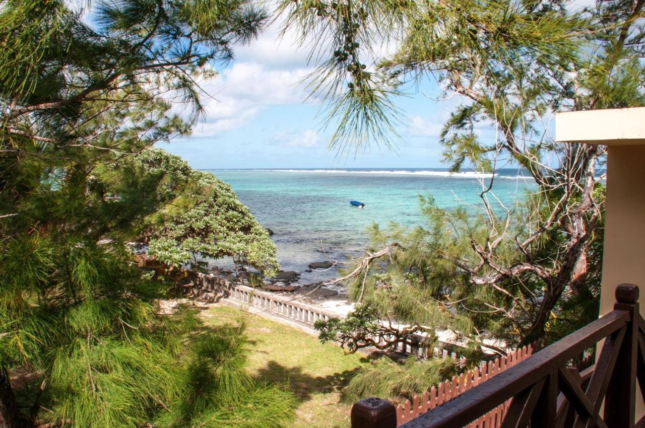 Chantauvent Guest House Blue Bay Exterior photo